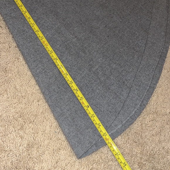 ZARA Beautiful Grey Asymmetrical Skirt with Large Side Buttons - Picture 9 of 11